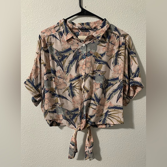 American Eagle Outfitters Button Up Crop Top Large - Picture 2 of 5